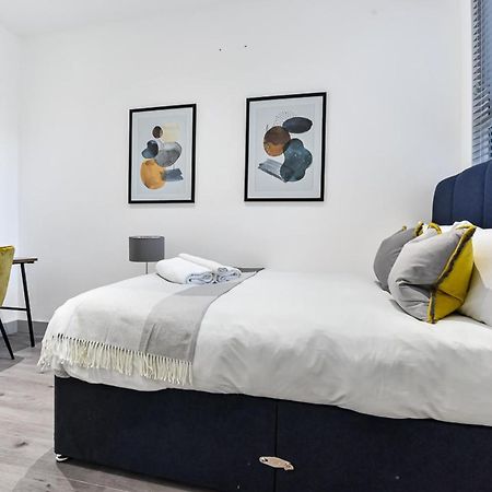 Lovely 2 Bedroom Apartment In Greater Londres Exterior foto