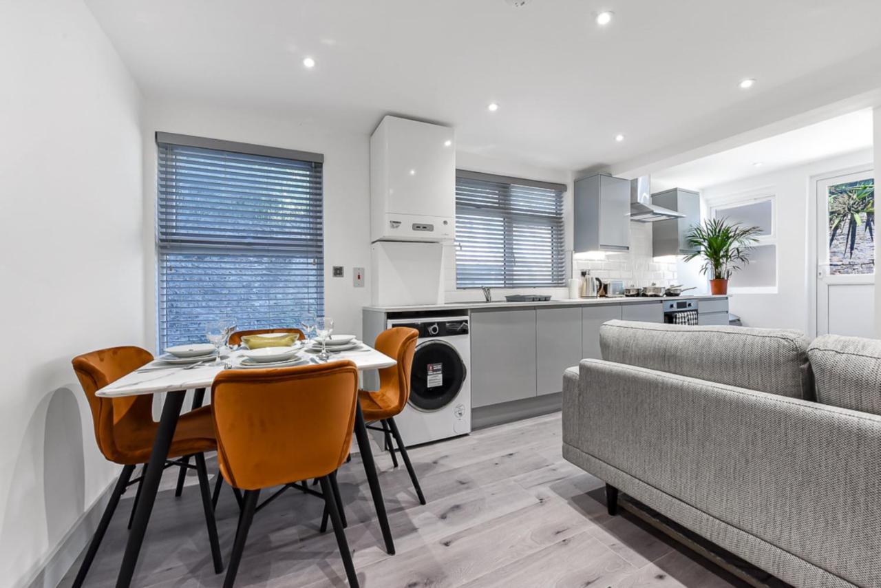 Lovely 2 Bedroom Apartment In Greater Londres Exterior foto
