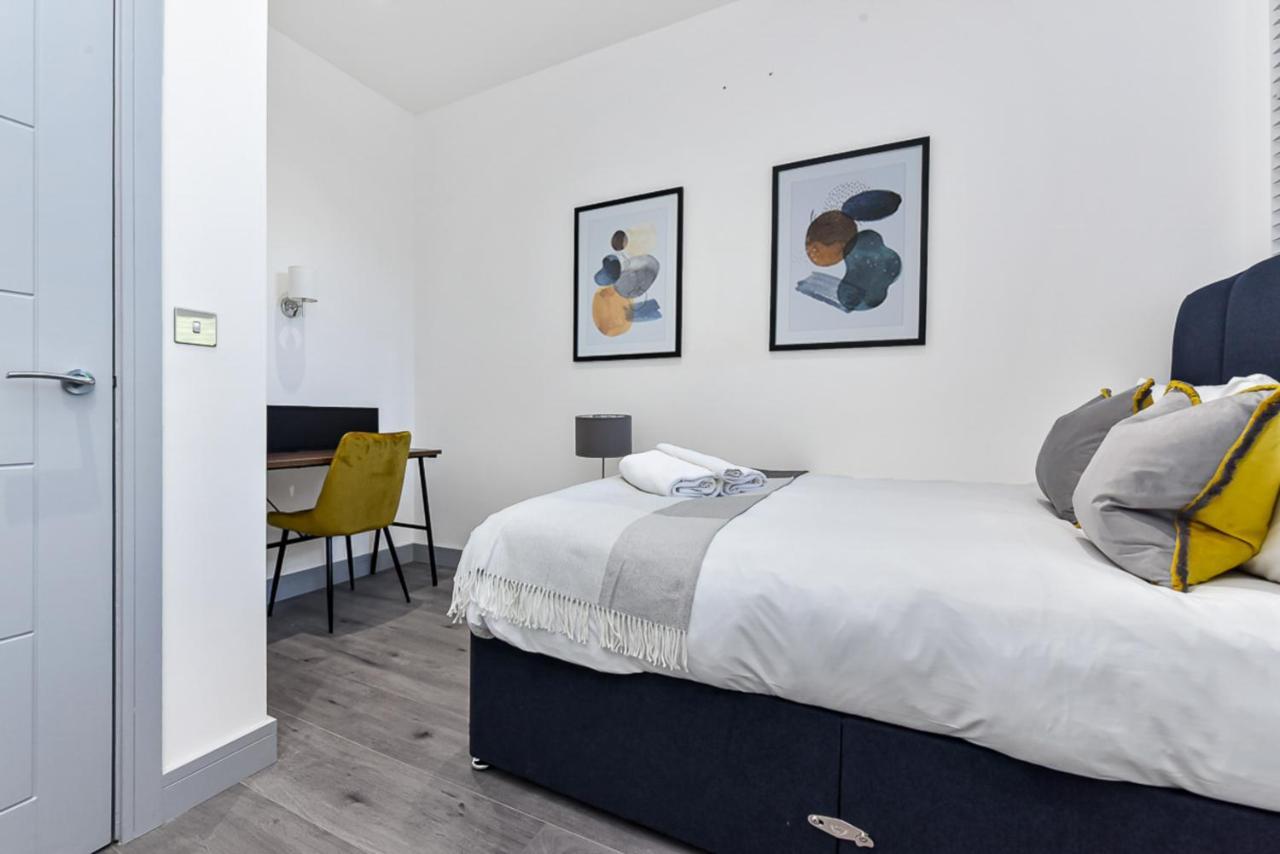 Lovely 2 Bedroom Apartment In Greater Londres Exterior foto