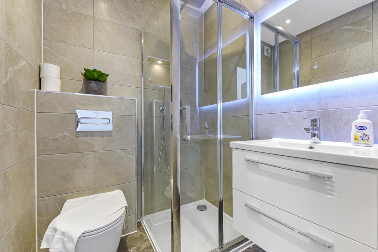 Lovely 2 Bedroom Apartment In Greater Londres Exterior foto