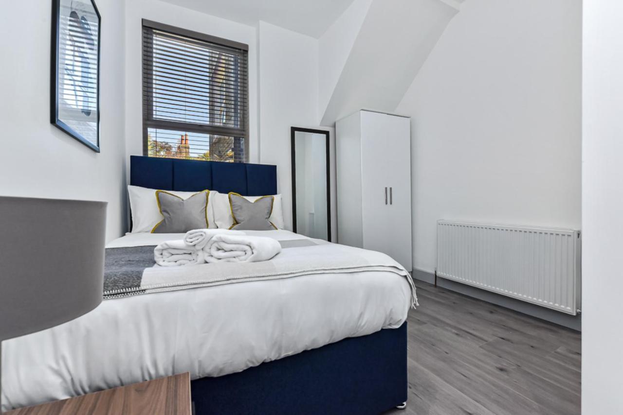 Lovely 2 Bedroom Apartment In Greater Londres Exterior foto